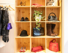 Secondhand Accessoires und Schuhe im carla Stephansplatz